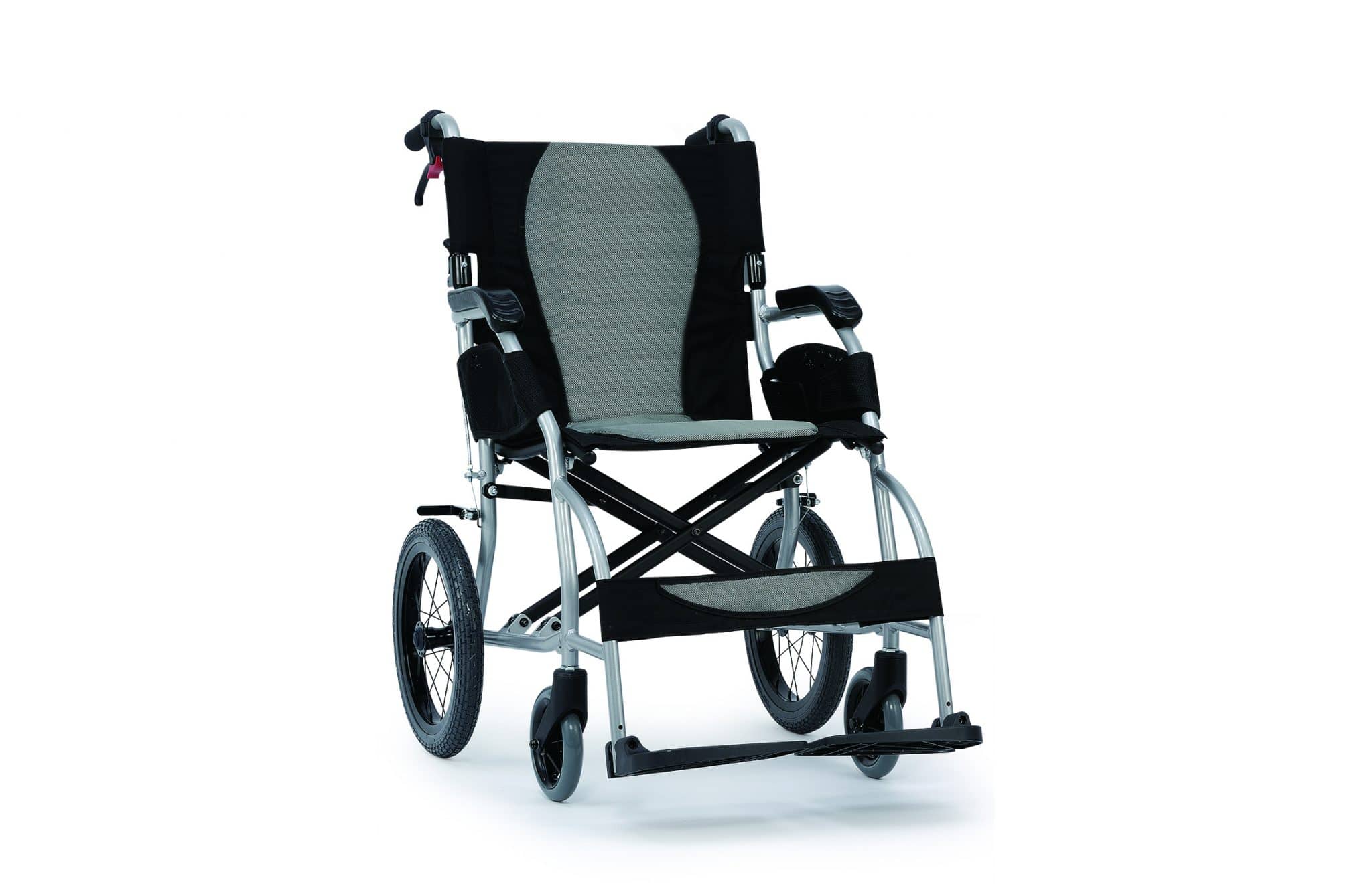 Cadeira de rodas manual, cinzenta e preta, com roda pequena, vista de perfil