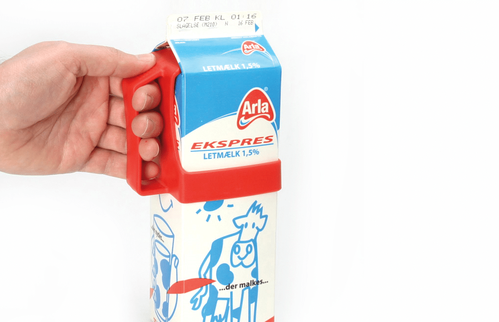 uporte para embalagens - Uma alça que facilita a manipulação dos tetra-briks