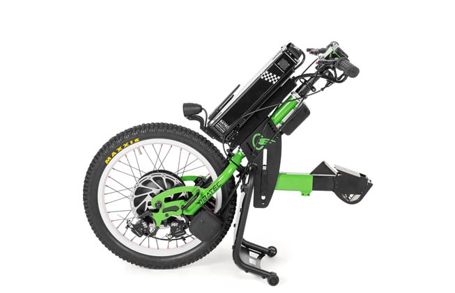 Batec Rapid (Handbike elétrica) um dispositivo de tração de acoplação à cadeira de rodas, com uma velocidade máxima de 30 km/h e autonomia até 43 km.