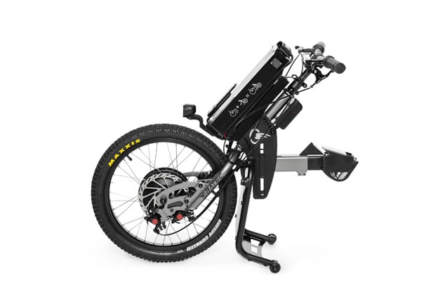 Batec Urban (Handbike elétrica), um dispositivo de tração elétrica da Batec. De mobilidade prática para o uso diário, com velocidade máxima de 20 km/h.