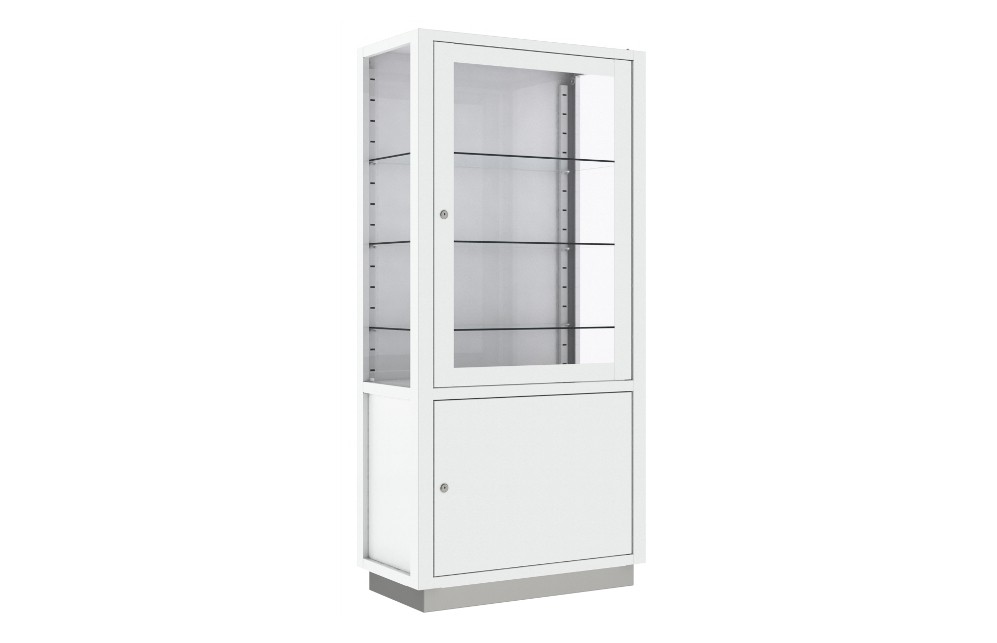 Armário de Medicamentos com cacifo da Hcaresol com estrutura em chapa metálica e pintura epoxy. Laterais e porta em vidro com fecho. Prateleiras interiores ajustáveis. Cacifo inferior com prateleira. Rodapé inox.