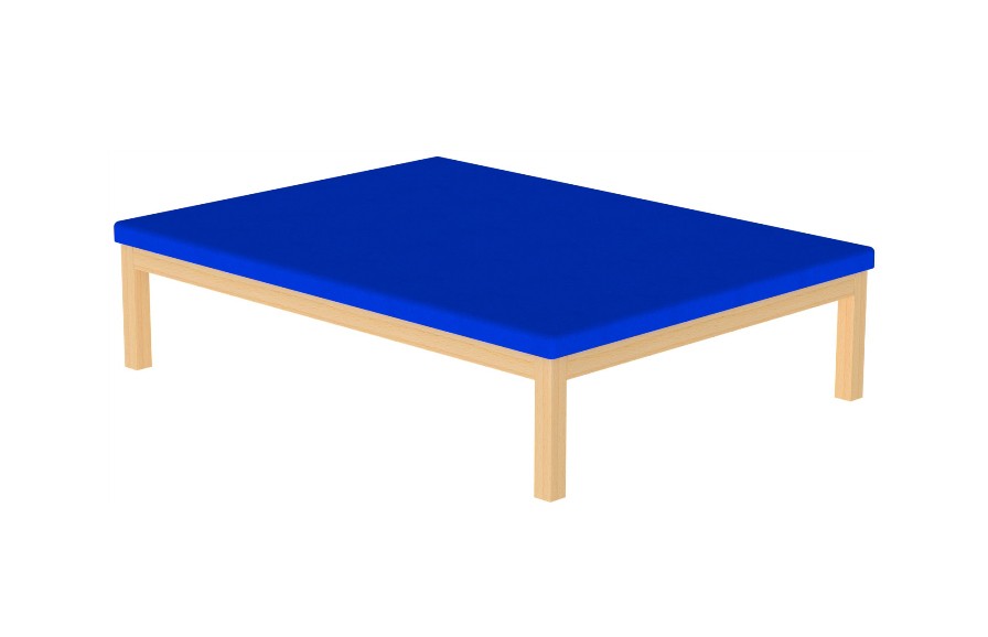 Plano Elevado (Marquesa Bobath) da HCARESOL, em madeira e estofo em espuma, com estrutura desmontável, para fácil arrumação e transporte.