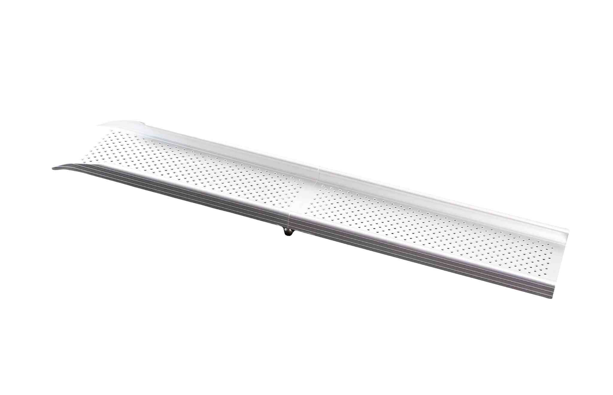 Rampas dobráveis FL110 da Feal portáteis, leves e mais económicas. Compatíveis com cadeiras de rodas manuais e aptas para desníveis de 1 degrau/ 20 cm.