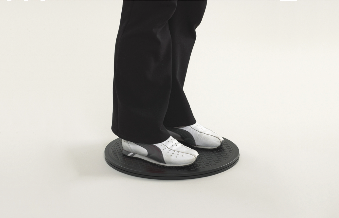 Disco Giratório Económico da Ayudas Dinamicas, bastante leve e resiste. Permite a transferência do paciente e rotação de 360º.